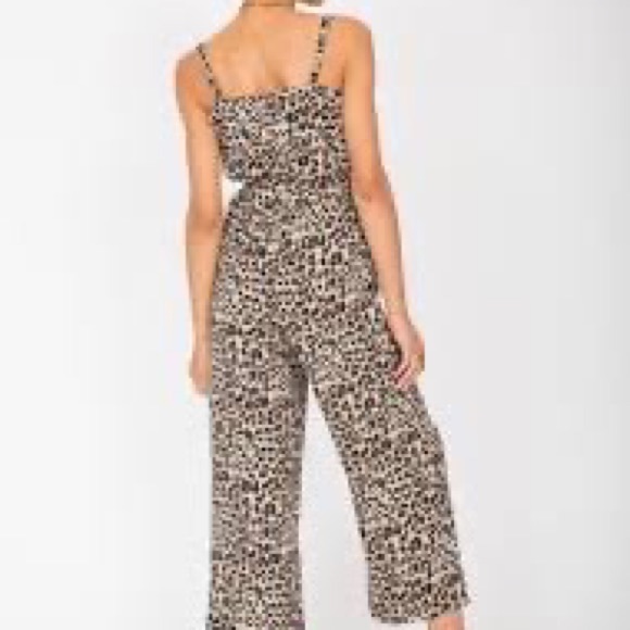 Vero Moda simply easy culotte leopard jumpsuit - Picture 5 of 6